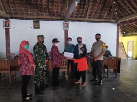 PENYALURAN BLT TAHAP KE-4 KALURAHAN KAMPUNG